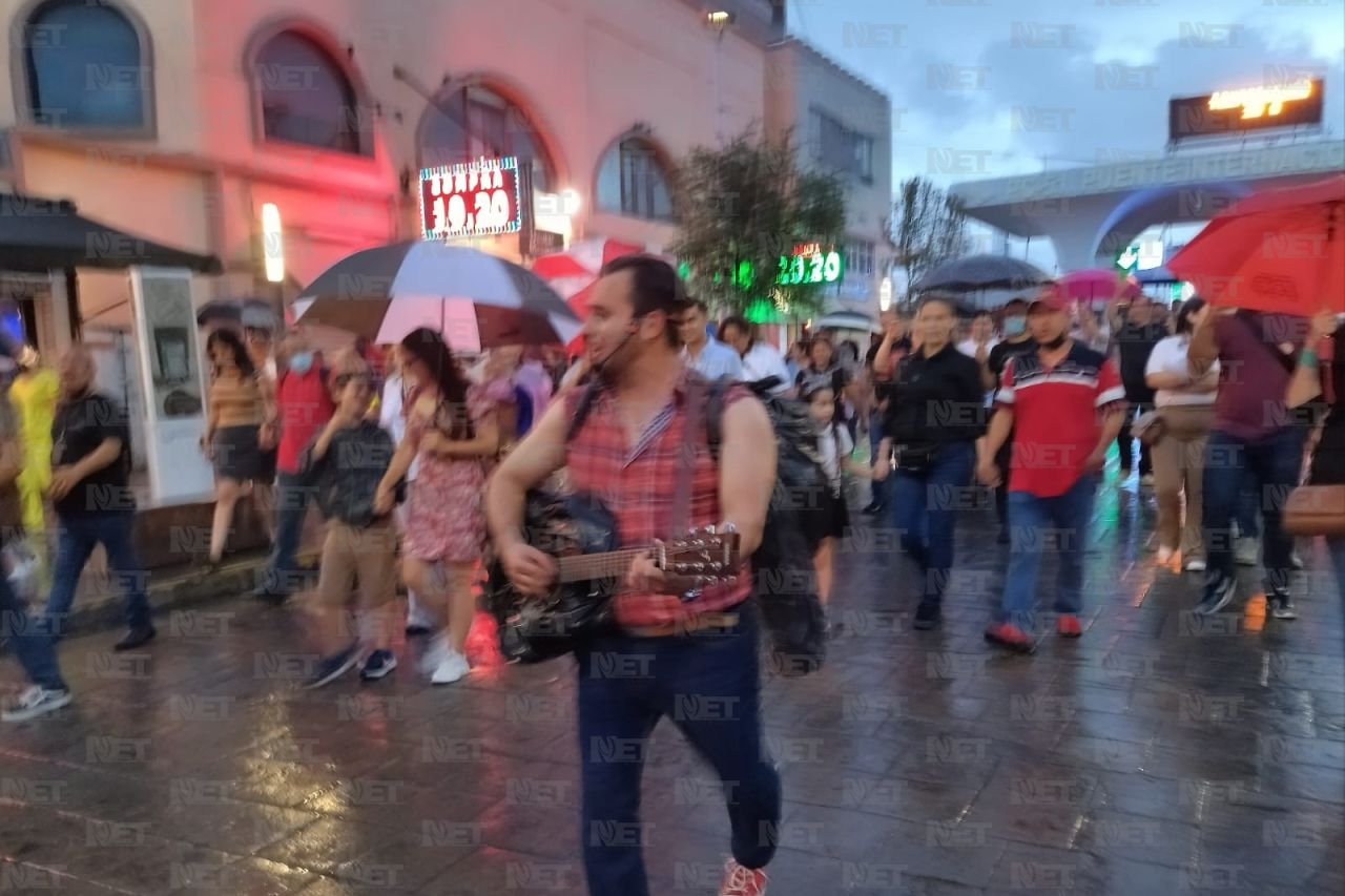 ¡ni La Lluvia Los Detiene Representan La Vida Del Divo En La Juárez 7261