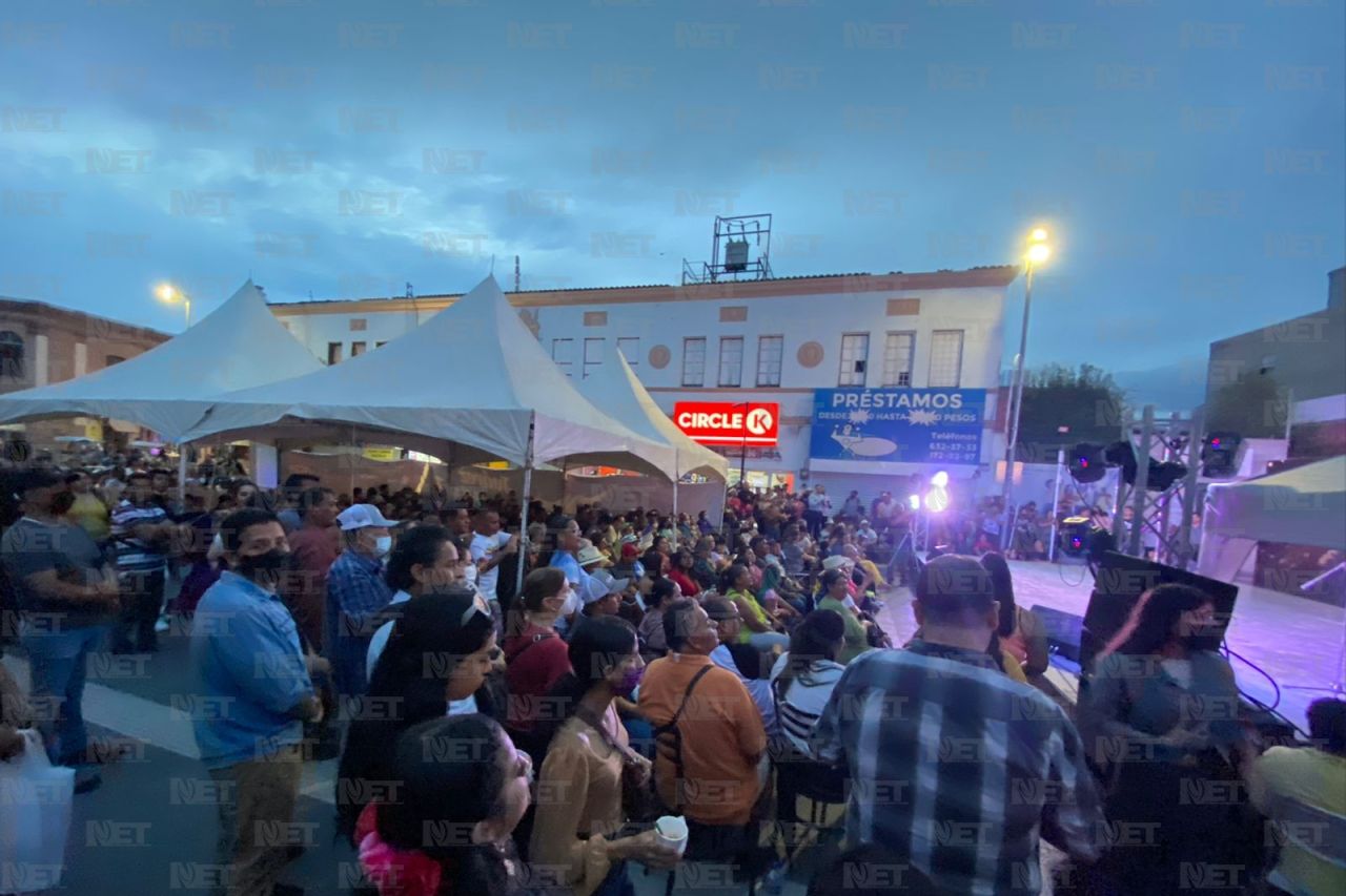 Acuden fronterizos a concurso 'Canta Canta' de Juanga