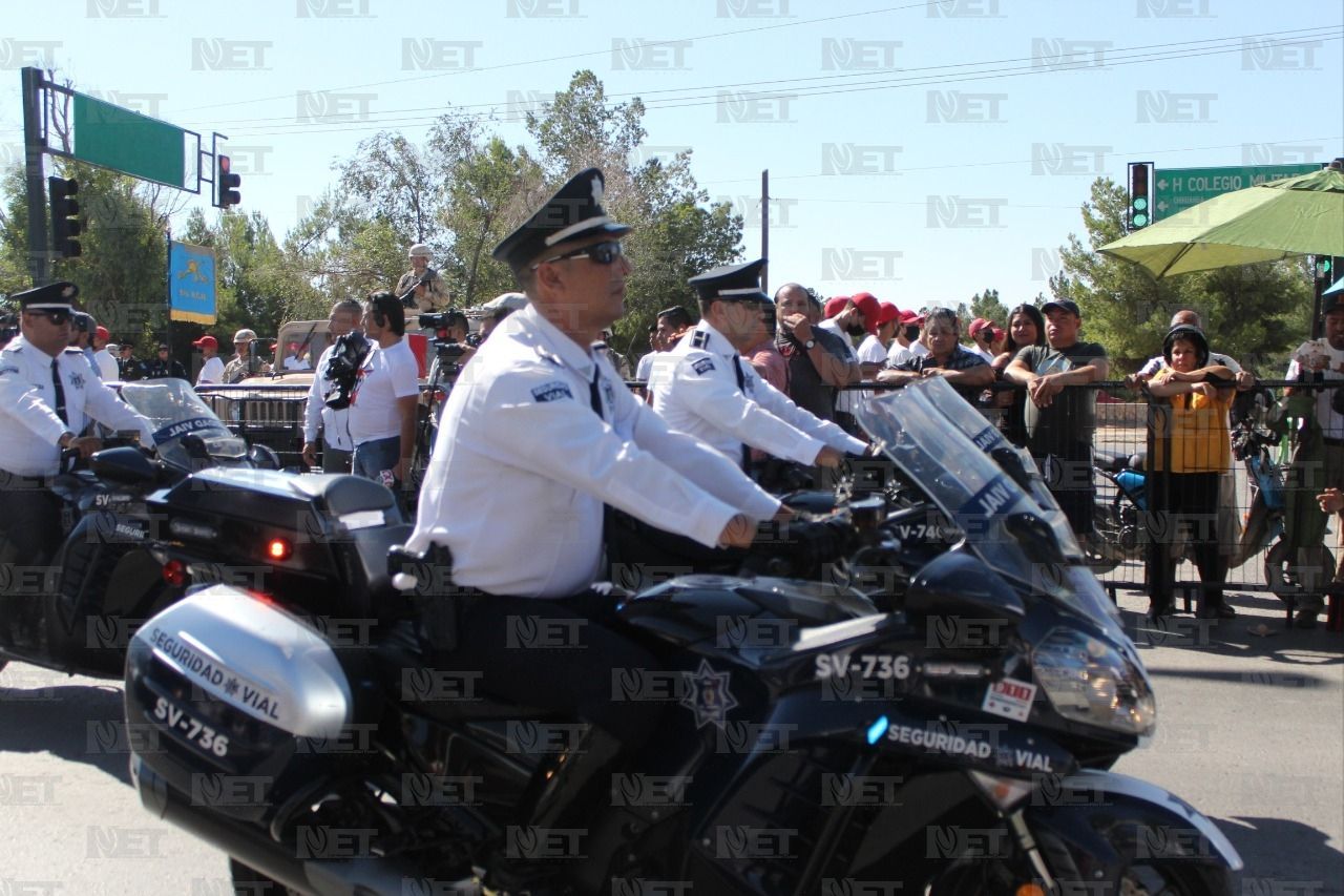 Inicia desfile cívico militar del 16 de septiembre