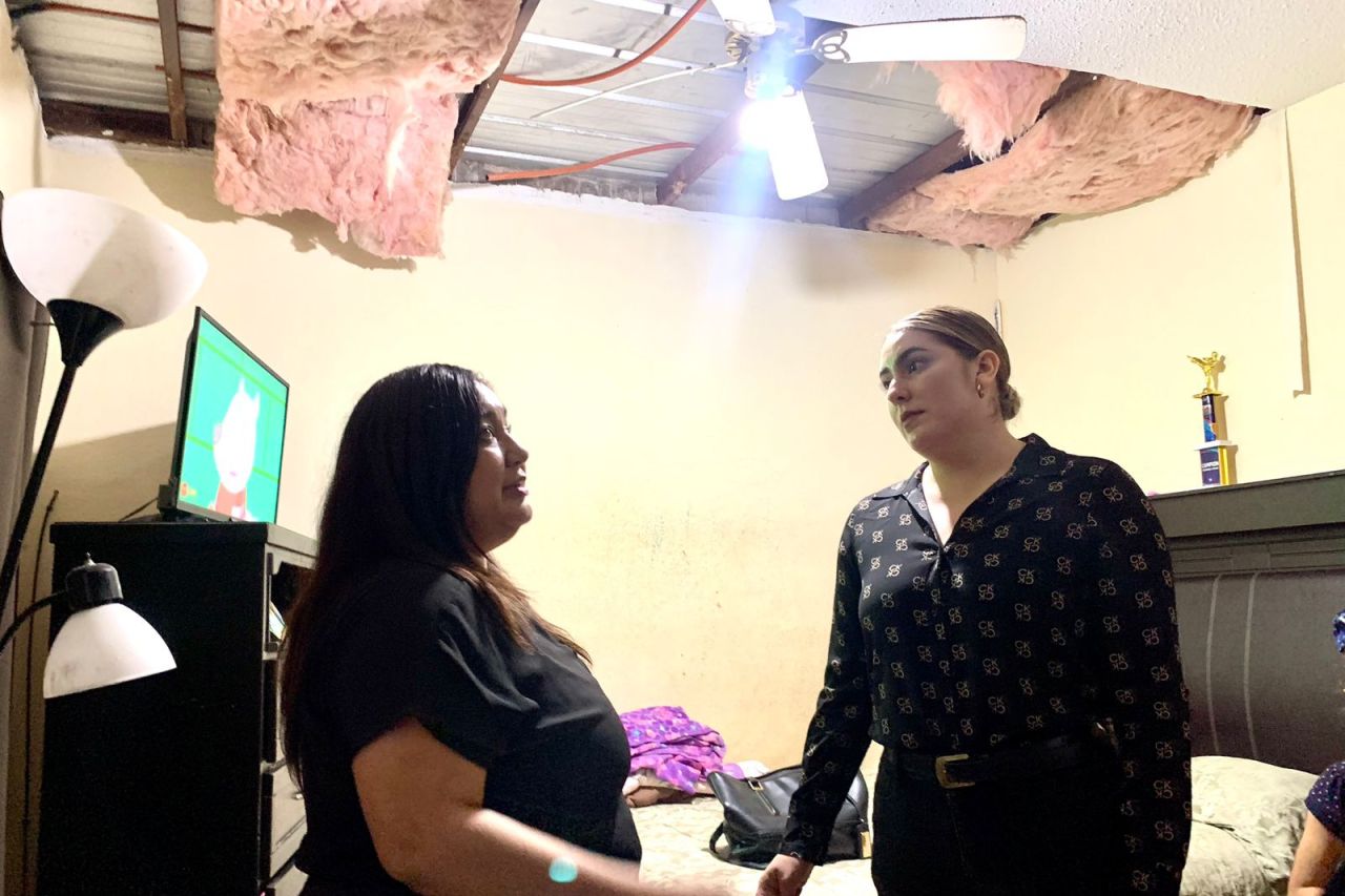 Apoya diputada América García a familias con viviendas defectuosas
