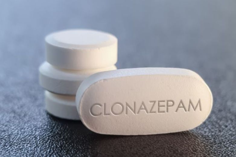 Por reto viral estudiantes de secundaria se intoxican con clonazepam