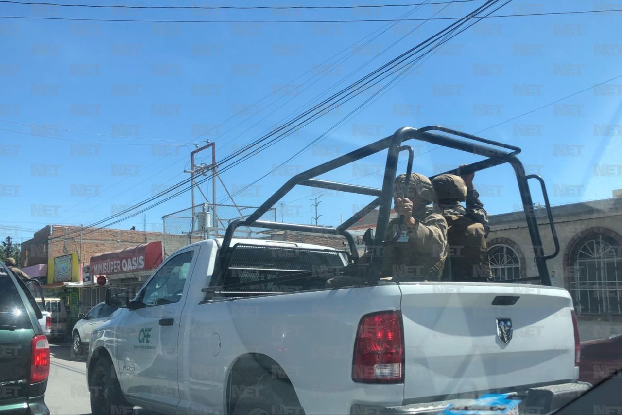 Sorprende a fronterizos camionetas de la CFE custodiadas por militares