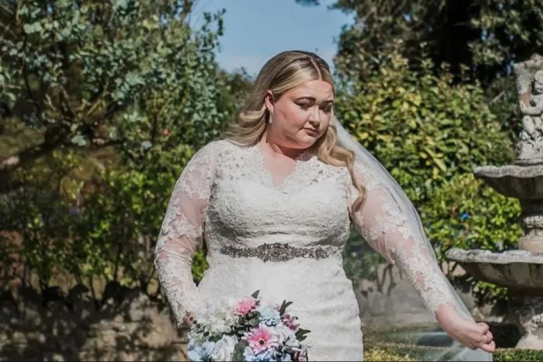 Video: La dejan plantada en su boda, pero continúa con la fiesta