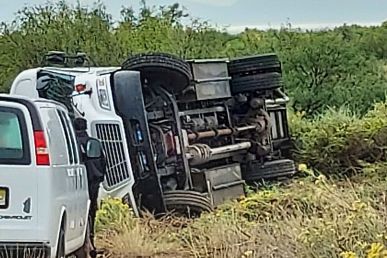 Vuelca camión escolar en Nuevo México; hay 28 lesionados