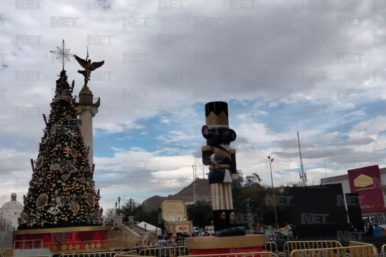 Galería: Afinan detalles del árbol navideño en Chihuahua