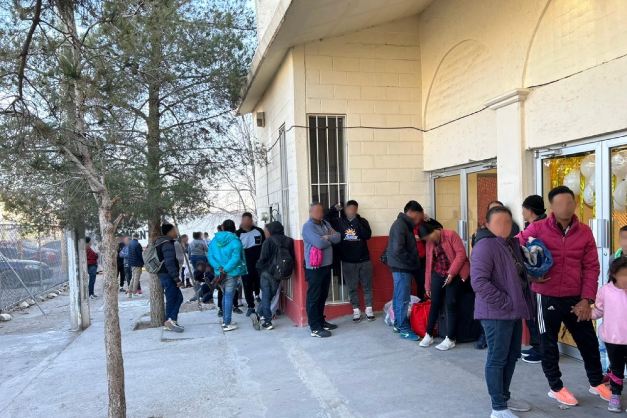 Ingresan 160 migrantes a albergue municipal