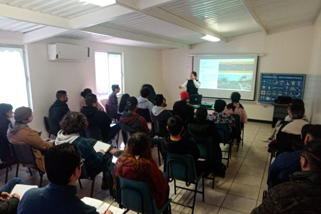 Curso básico de manejo no es válido para obtener licencia, aclaran