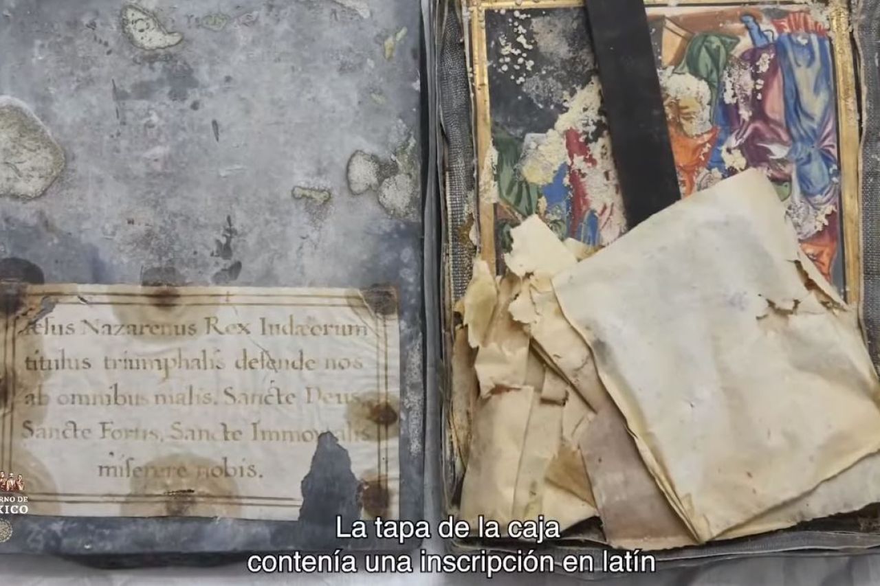 Hallan cajas con reliquias en cúpula de la Catedral Metropolitana