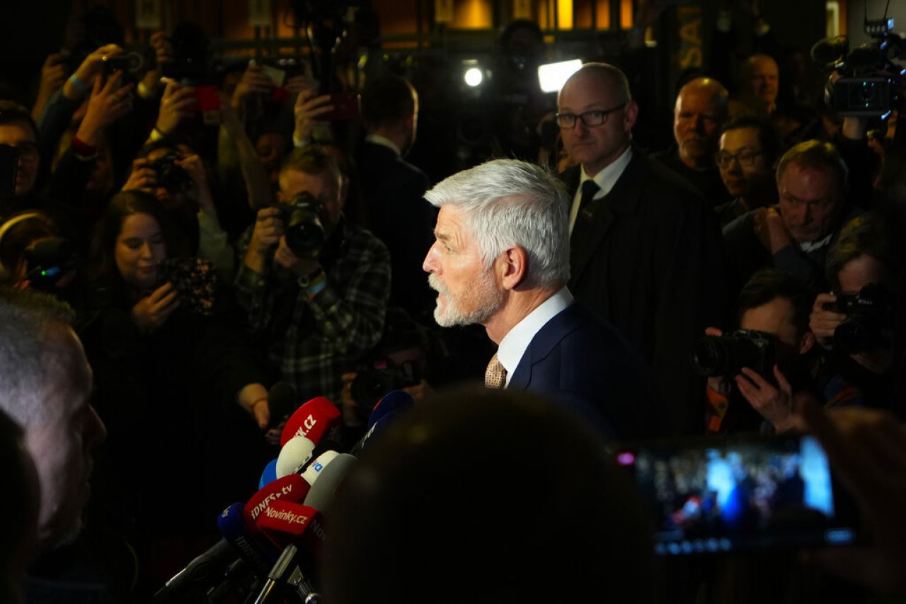 General retirado gana elección presidencial en República Checa