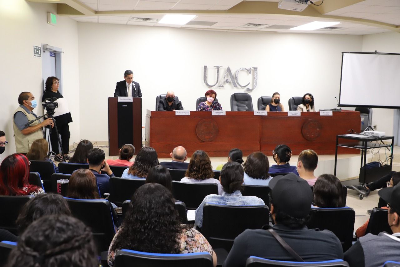 Nuevas carreras de la UACJ atienden demanda del mercado laboral