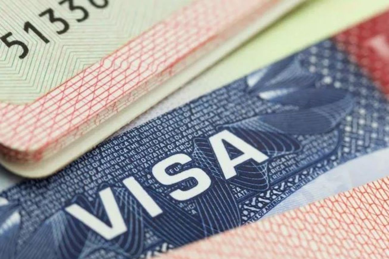 Visas de EU suben de precio; esto costarán