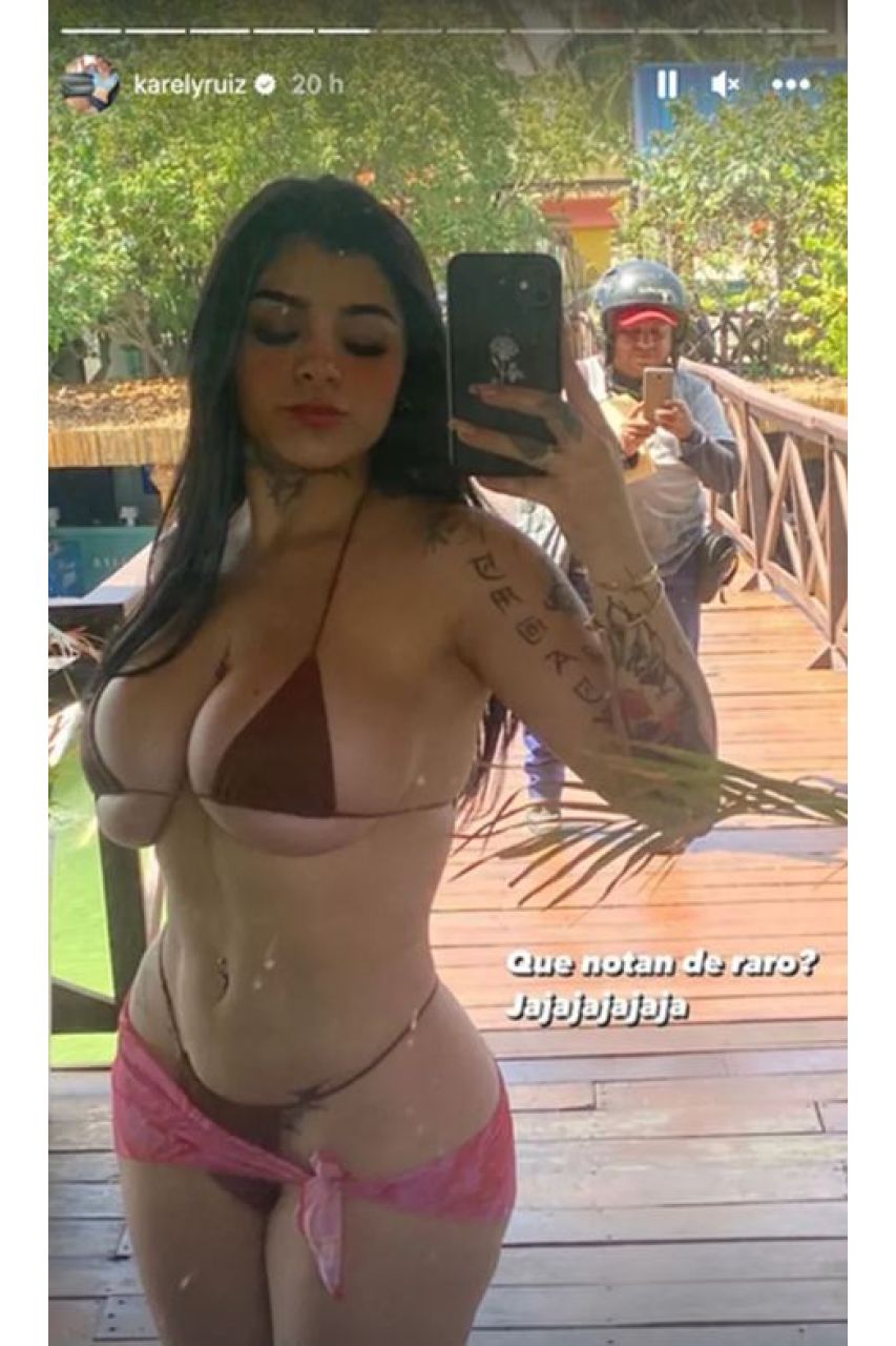 Torcido! Karely Ruiz exhibe a fan que le tomó una fotografía en bikini