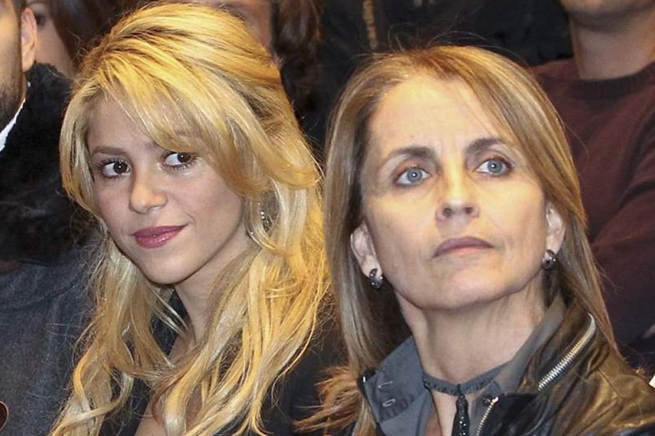 Mamá de Piqué le habría hecho brujería a Shakira, revela Mhoni Vidente