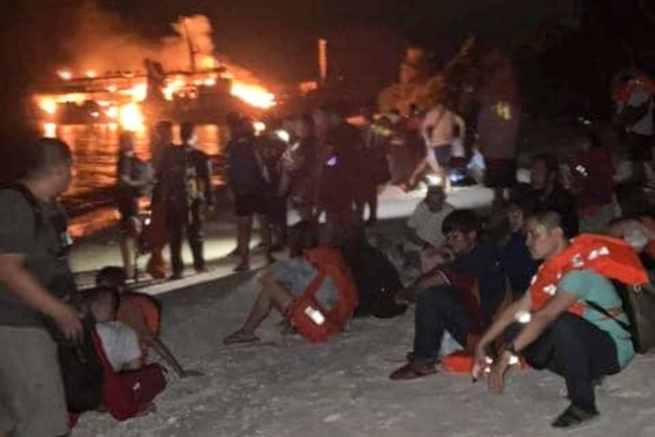 Mueren al menos 31 personas en un naufragio en Filipinas