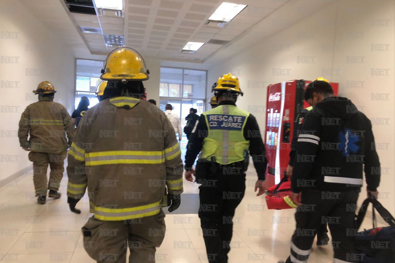 Evacúan a 491 personas en simulacro de incendio