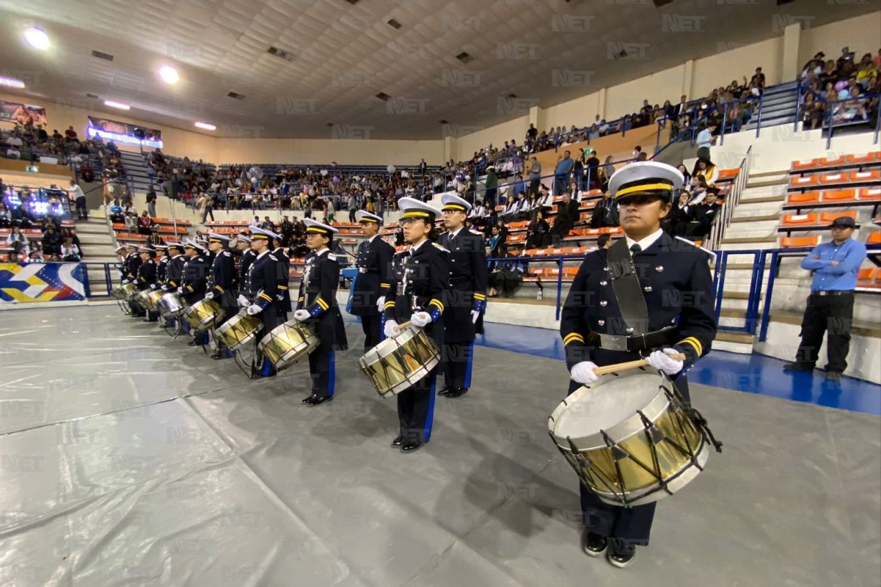 Se gradúan más de mil 200 alumnos de la UACJ