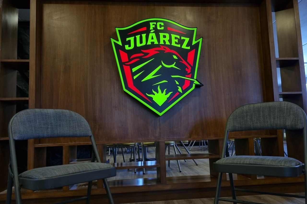 Presenta FC Juárez su nuevo jersey