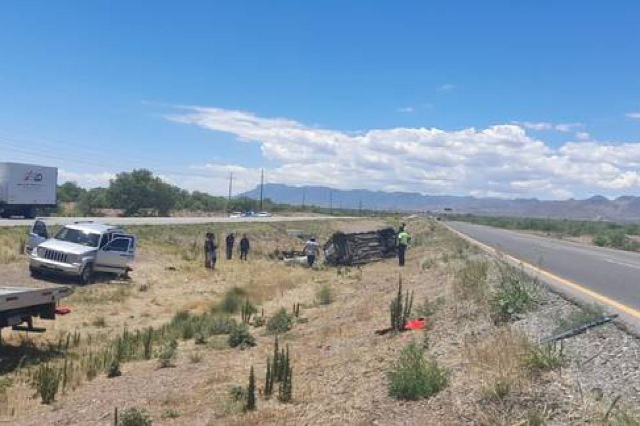 Volcadura En La Carretera Chihuahua Juárez Deja Dos Heridos 6783