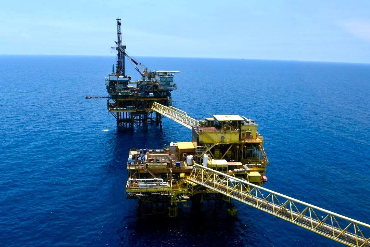 Asaltan plataforma petrolera de Pemex en el Golfo de México