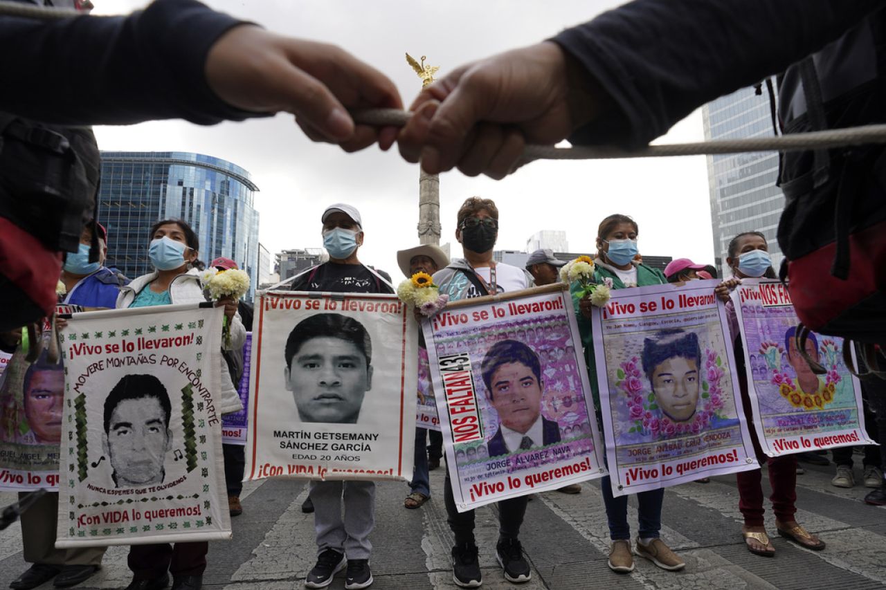 Activistas se unen en México para buscar a sus familiares desaparecidos