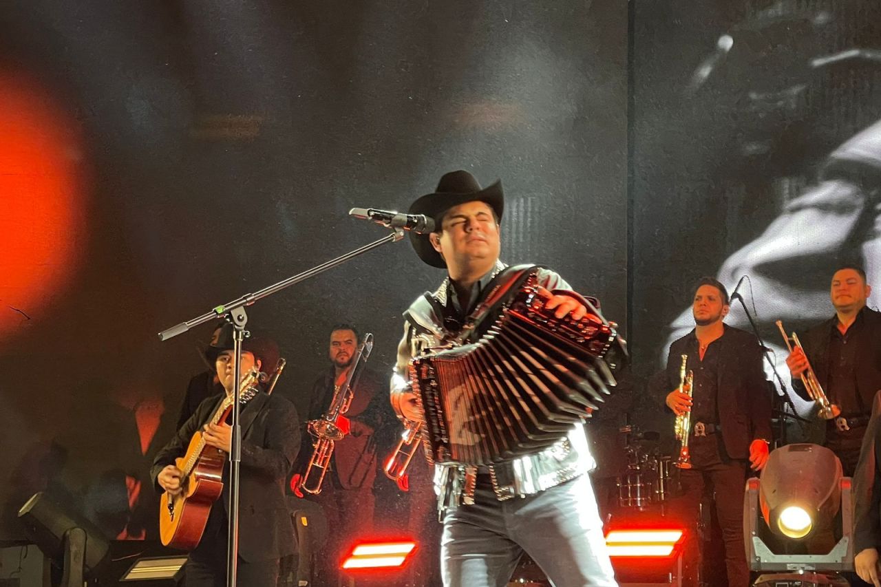 Cierra Alfredito Olivas cartelera artística de la Feria Juárez en ‘Las