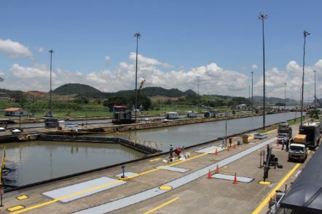 Canal De Panamá Reduce El Tránsito De Barcos Por Sequía