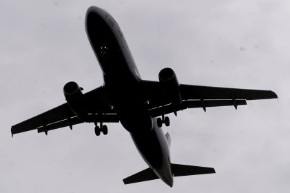 El Paso: FBI alerta sobre casos de abuso en aviones