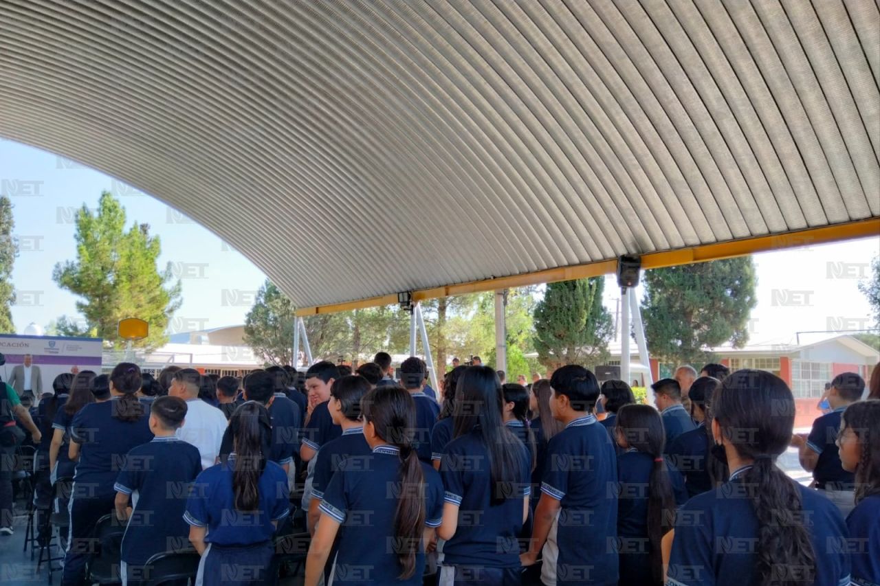 En la ciudad de Chihuahua regresan 700 mil alumnos a las aulas