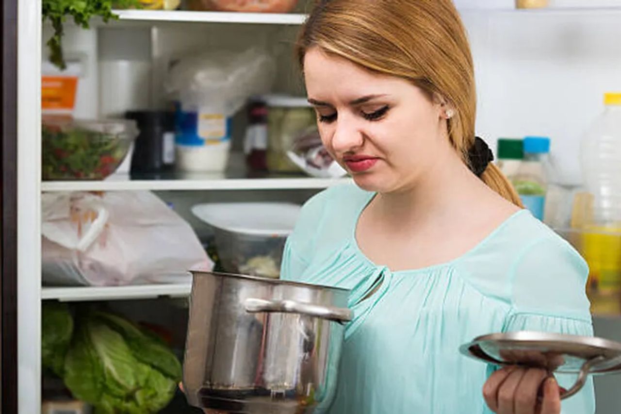 ¿Oler para saber si un alimento está bueno? Podrías poner tu salud en peligro