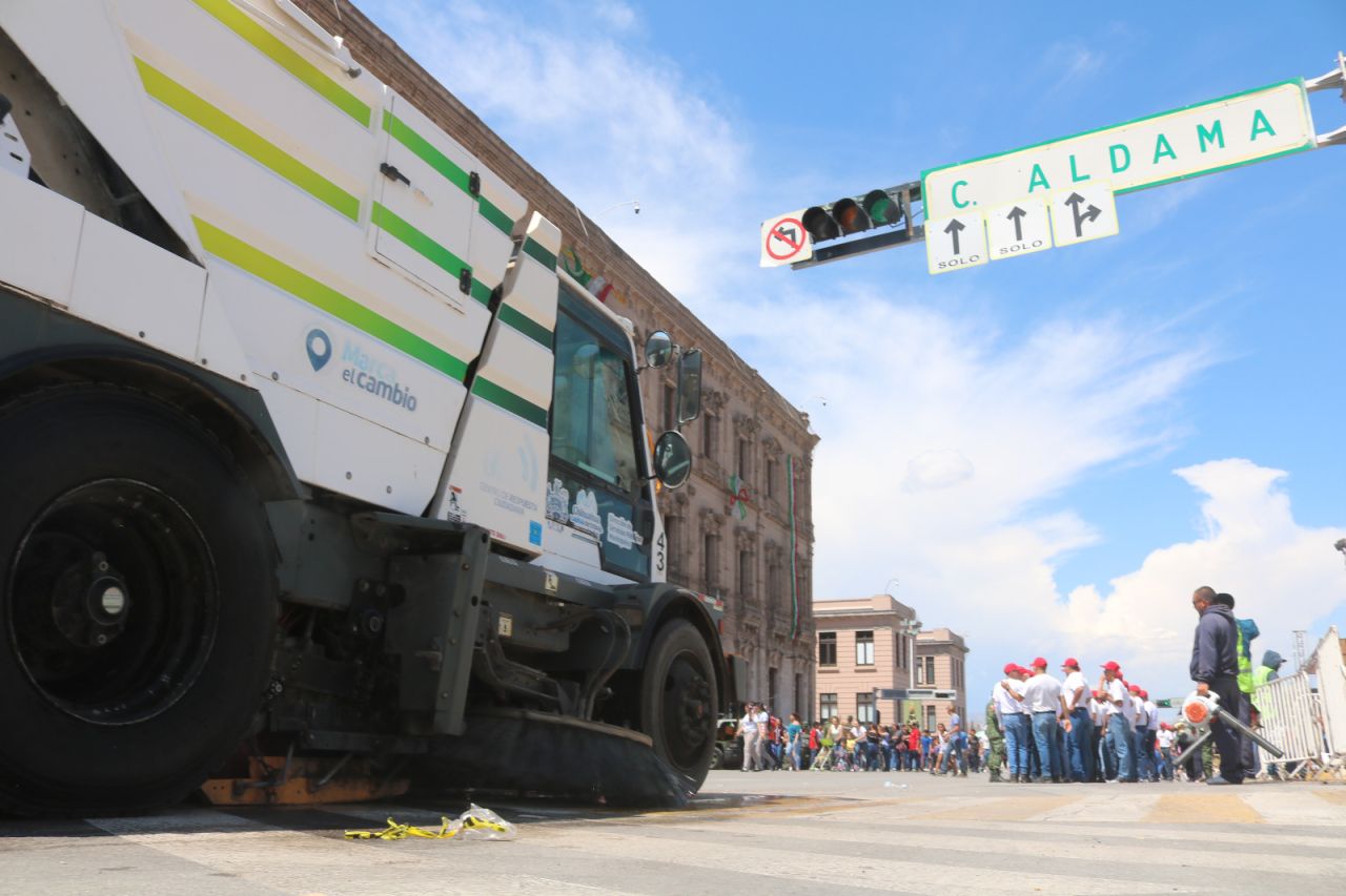 Recogen 15 toneladas de basura tras festejos patrios en Chihuahua