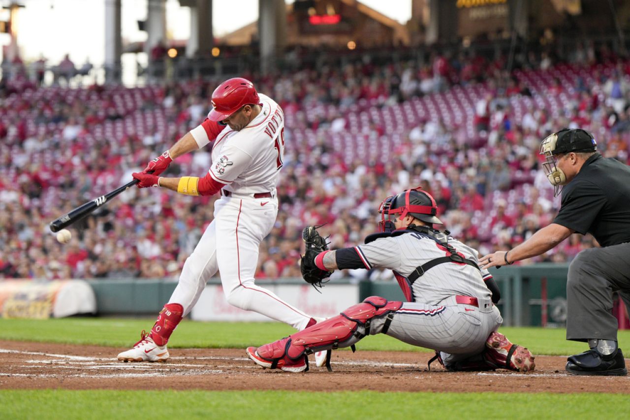 Rojos vencen a Mellizos