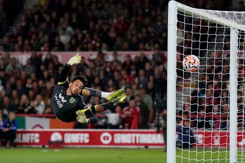 Empatan Nottingham Forest y Burnley 
