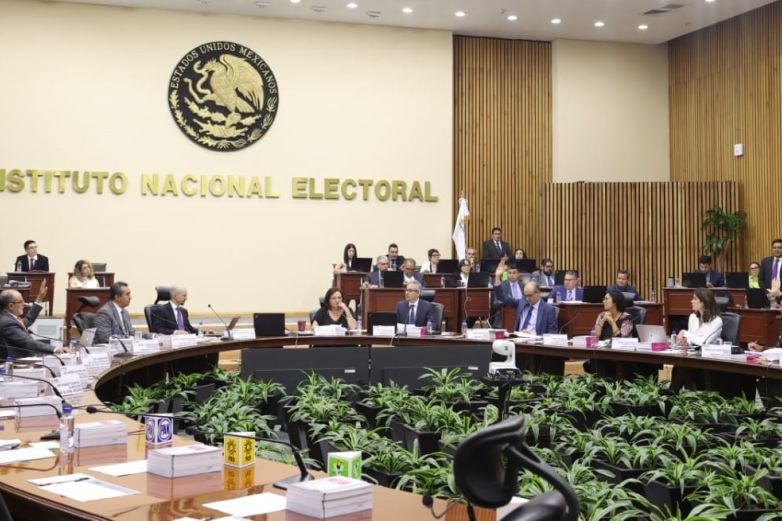 Mexicanos en el extranjero podrán votar en 23 sedes consulares