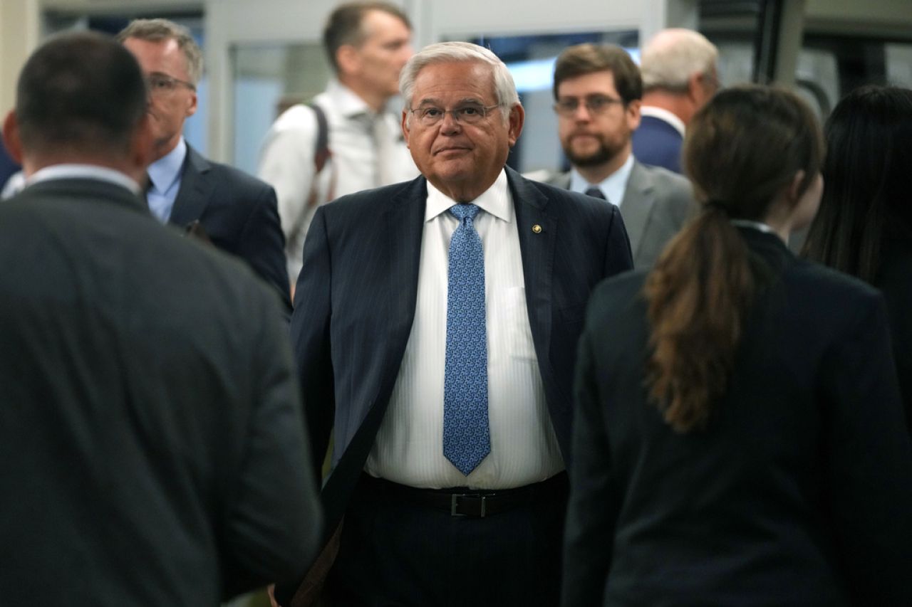 Acusan otra vez a senador Bob Melendez