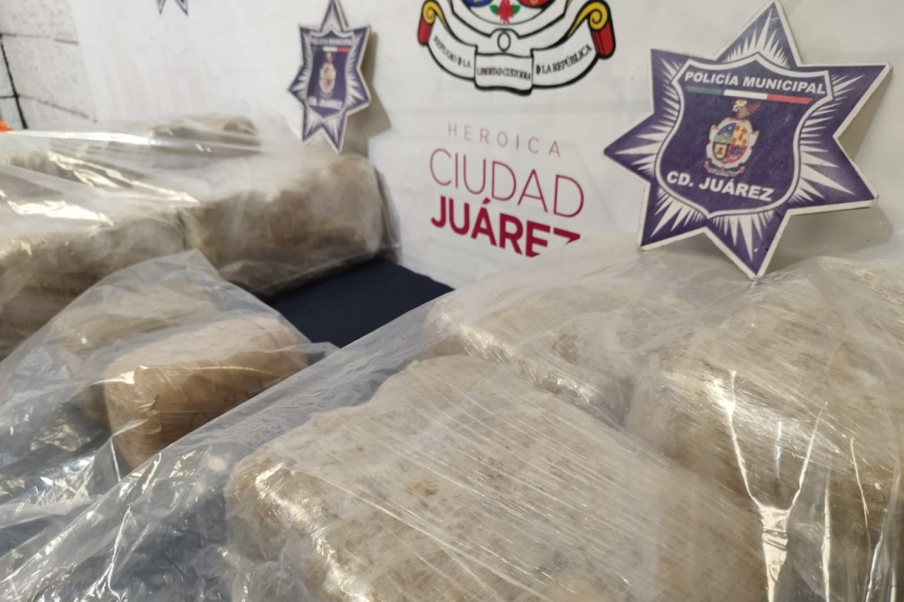 Detienen a 3 con cargamento de marihuana
