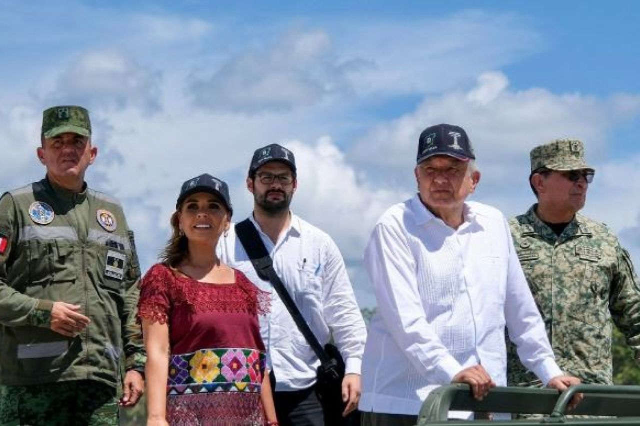 Supervisa AMLO Tren Maya y nuevo aeropuerto de Tulum
