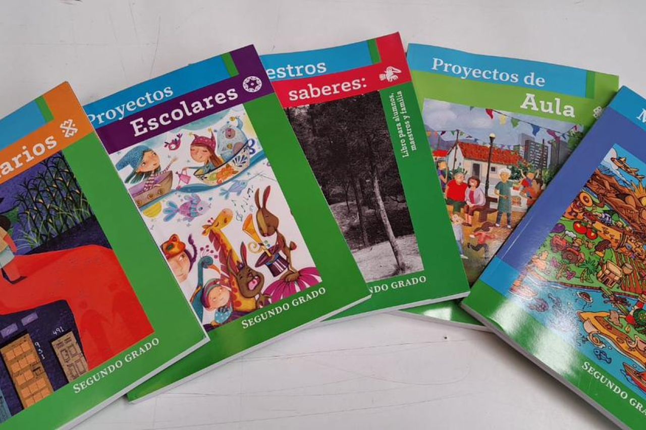 Libros de texto solo serían para alumnos de primero: Educación