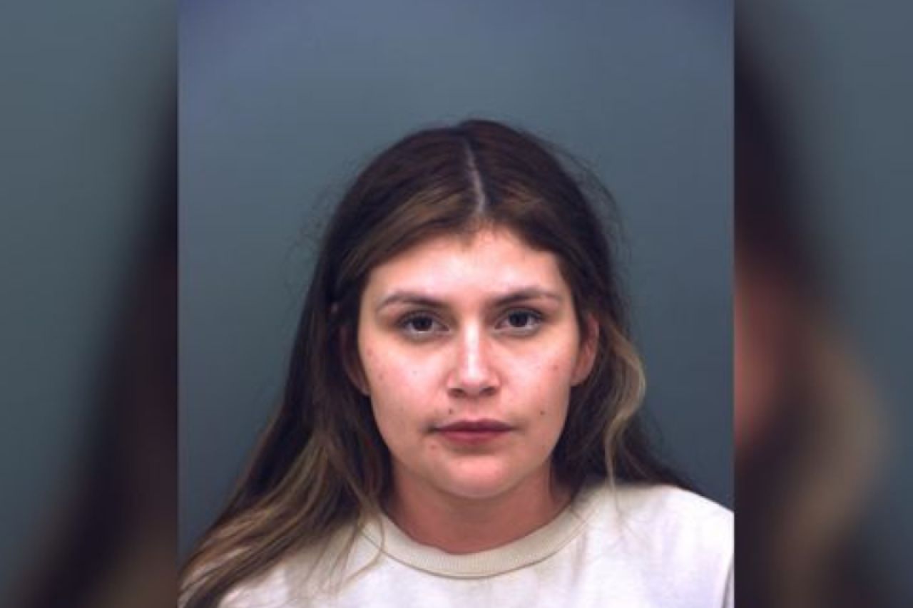 Detienen a mujer por tráfico de personas en Horizon City