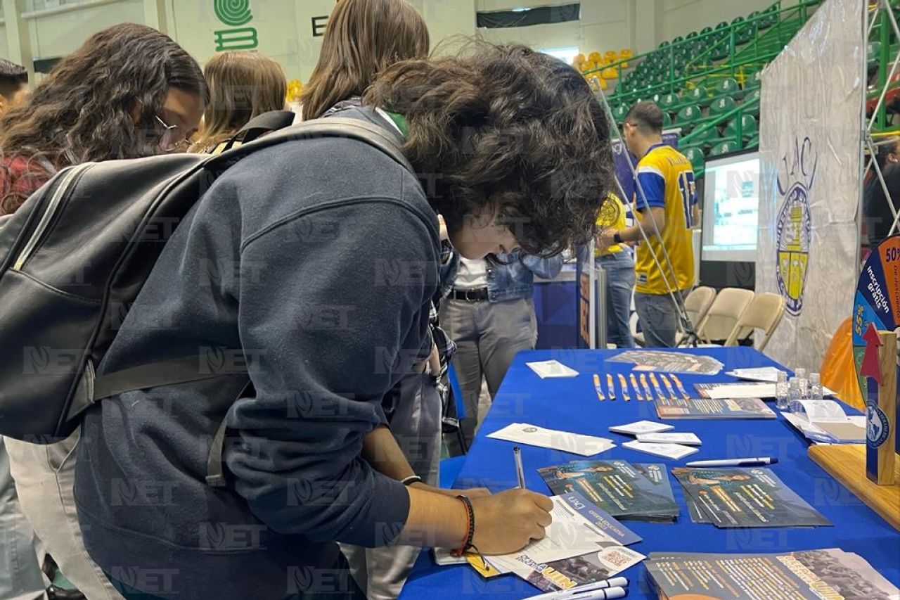 Inicia la feria vocacional del Colegio de Bachilleres