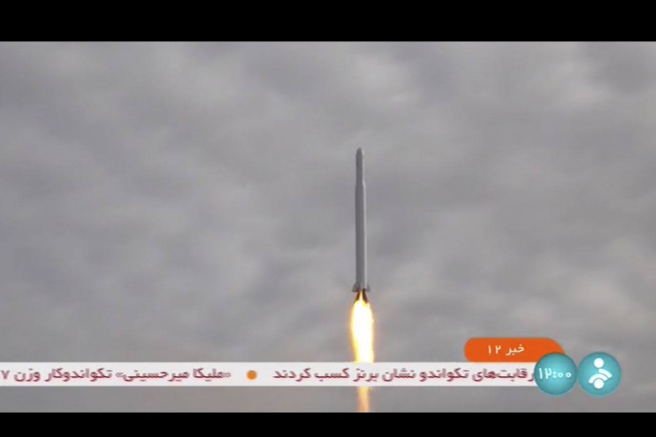 EU reconoce discretamente que Irán puso en órbita un satélite de imágenes