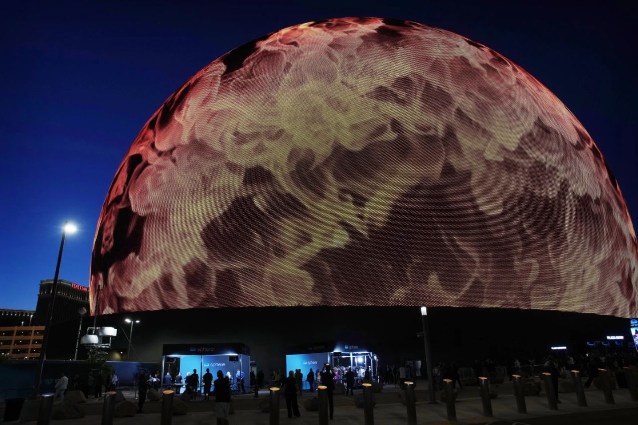 Utiliza U2 imágenes impresionantes para abrir el Sphere en Las Vegas