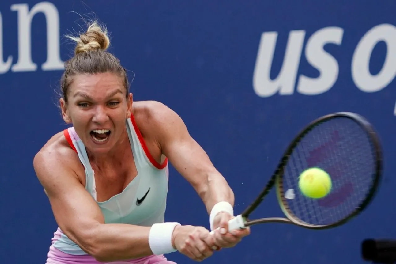 Explota Simona Halep contra el tenis por suspensión de Iga Swiatek