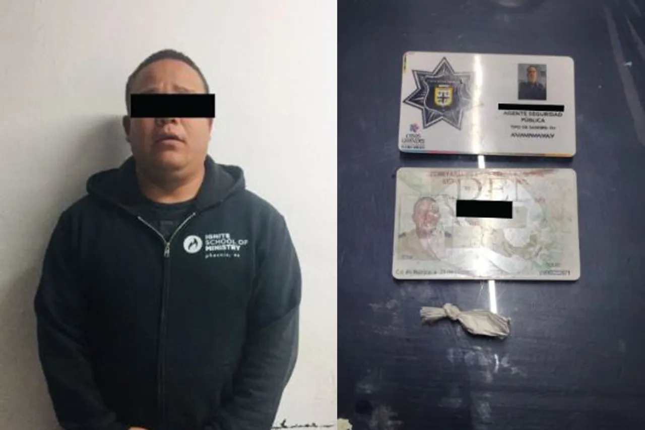 Se hace pasar por agente de la Policía y lo arrestan