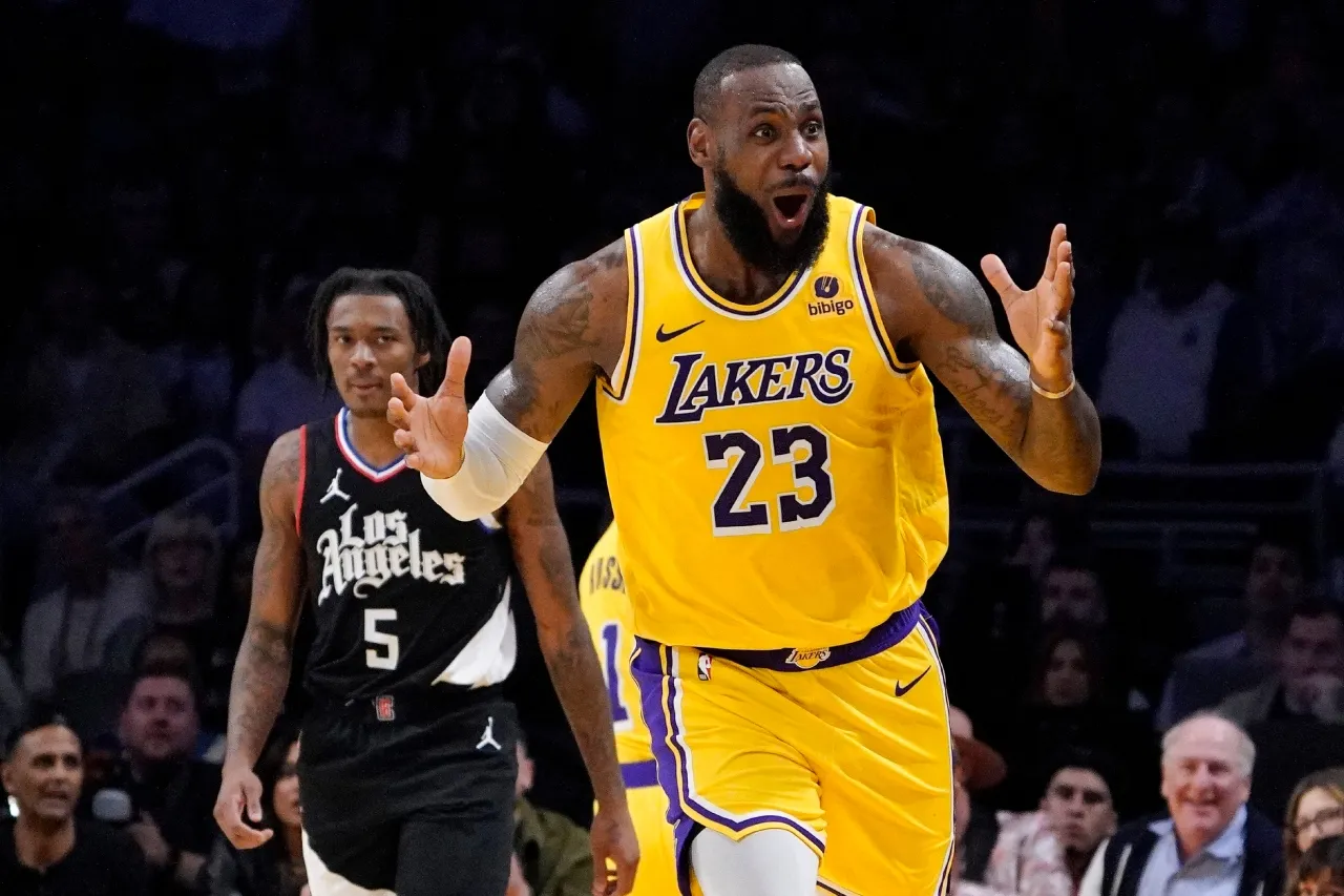 No se va: LeBron James extenderá contrato con los Lakers