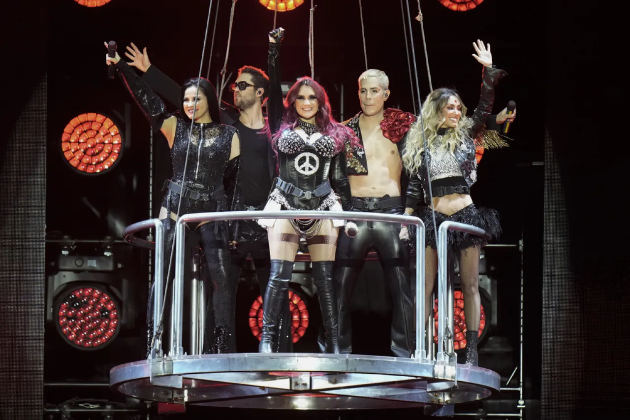 Cantantes de RBD no han recibido un solo peso por su 'Rebelde Tour', aseguran