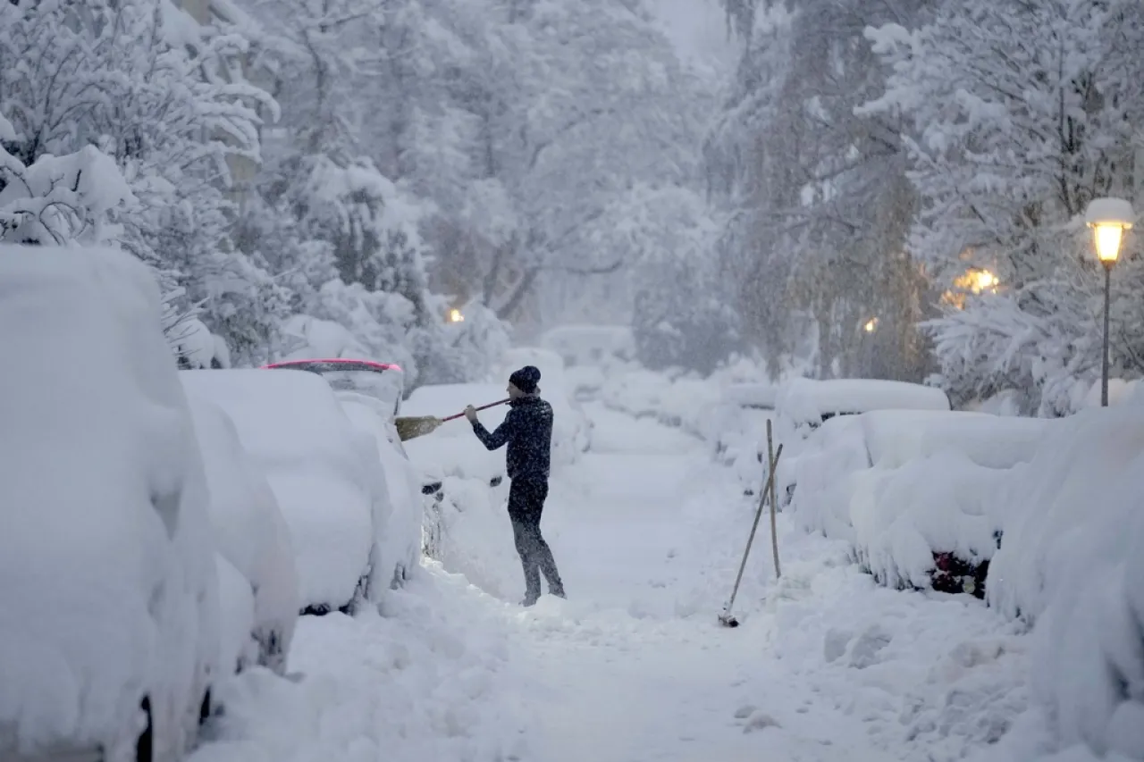 Tormenta de nieve causa estragos en Alemania, Austria y Suiza
