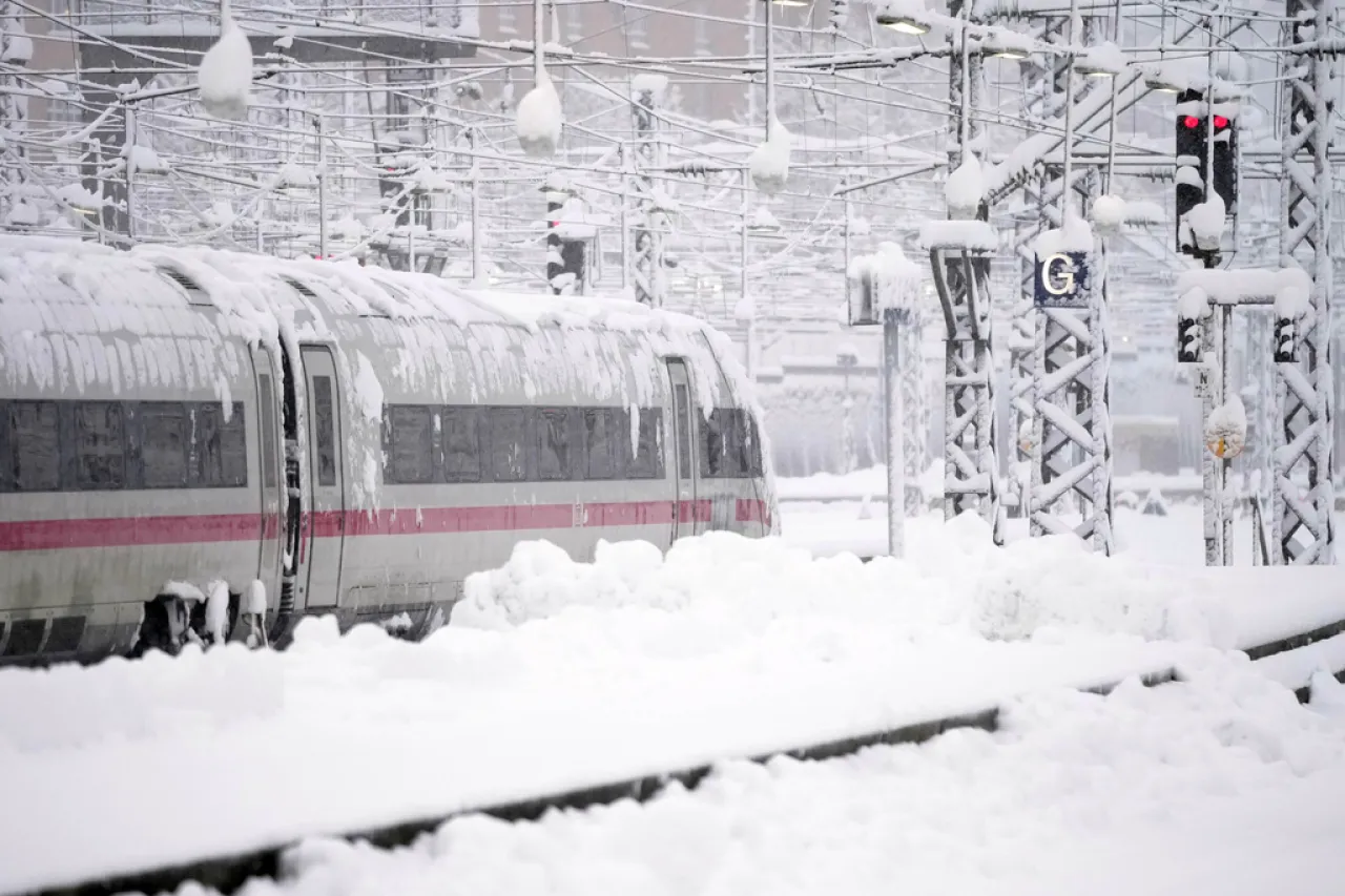 Tormenta de nieve causa estragos en Alemania, Austria y Suiza