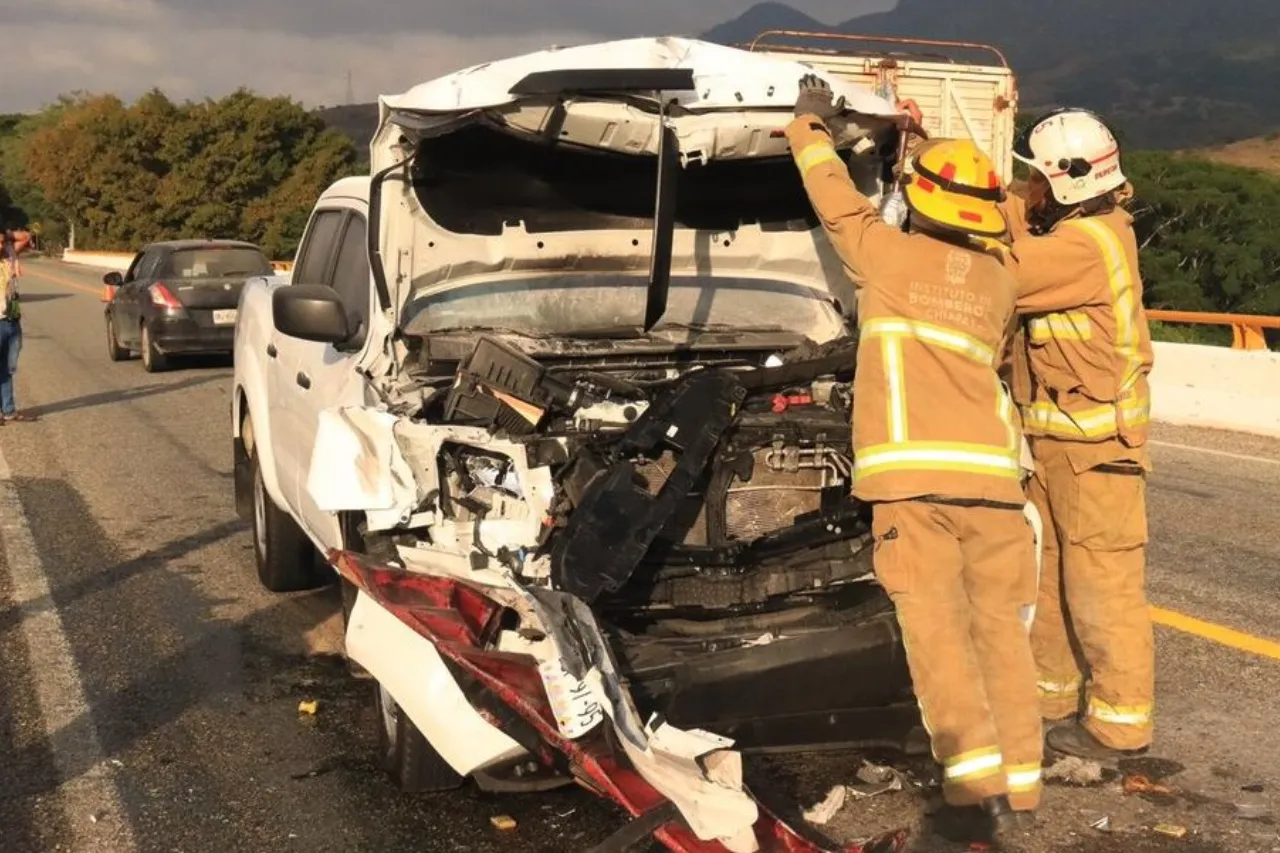 Atropella camioneta a peregrinos en carretera de Chiapas