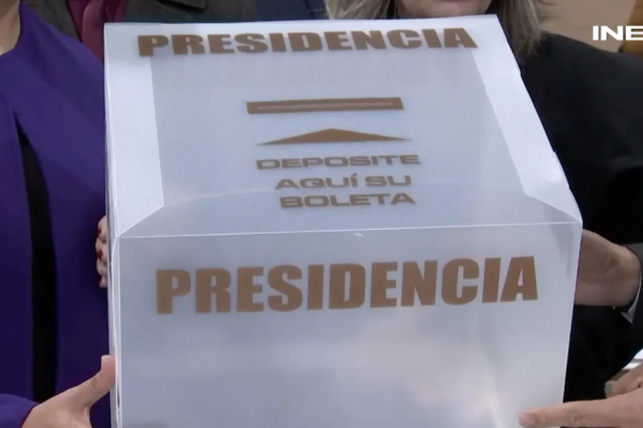 Pide alcalde opciones para que mexicanos voten desde el extranjero