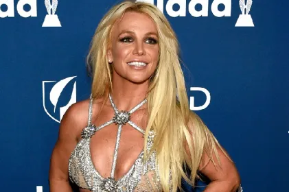 Ingresa Britney Spears a rehabilitación por abuso de sustancias